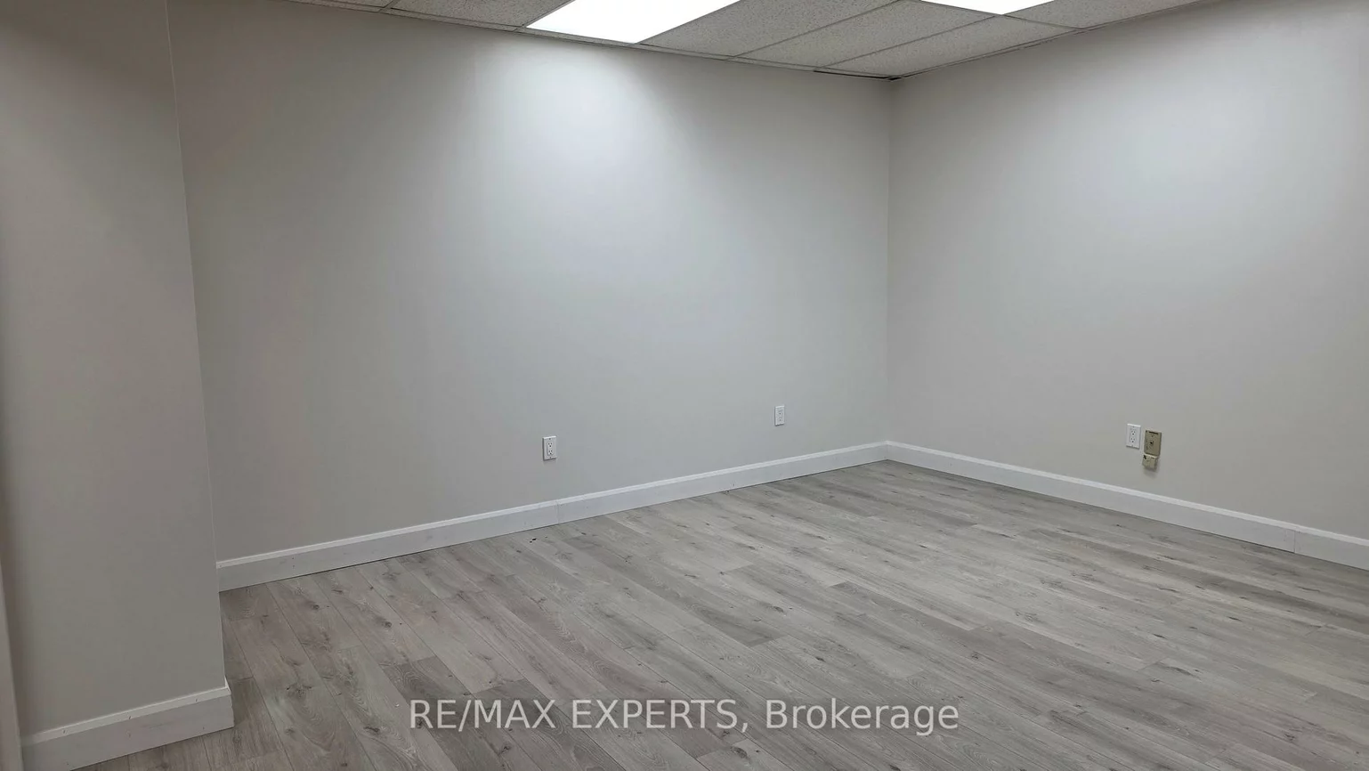 400, Esna Park, Milliken Mills West, Markham
