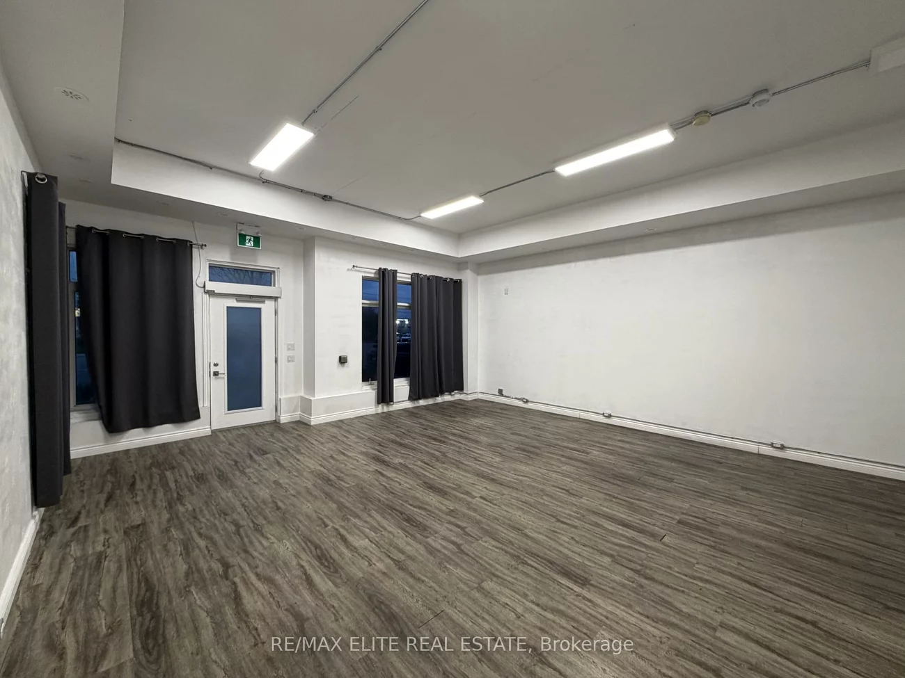 380, John, Aileen-Willowbrook, Markham