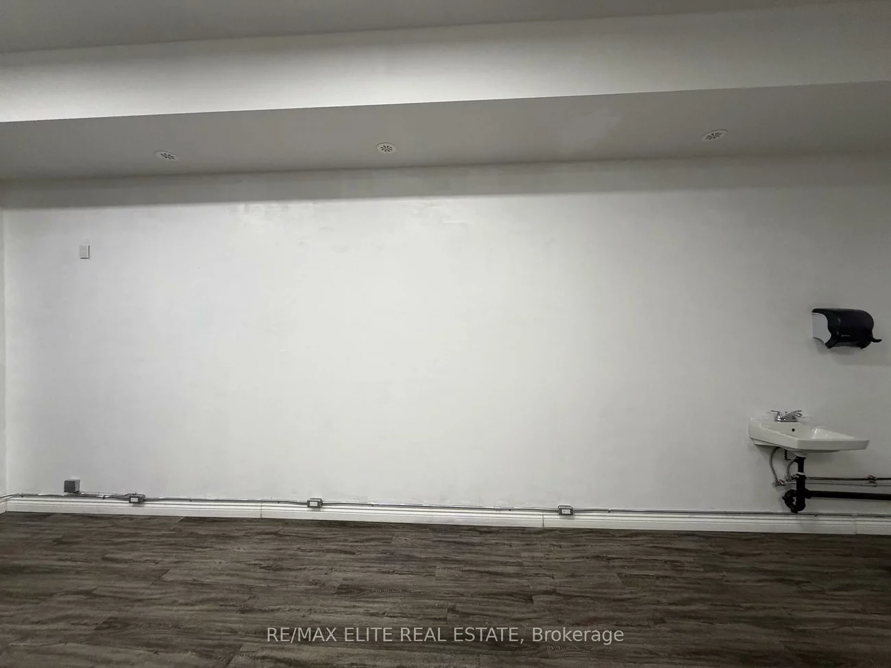 380, John, Aileen-Willowbrook, Markham