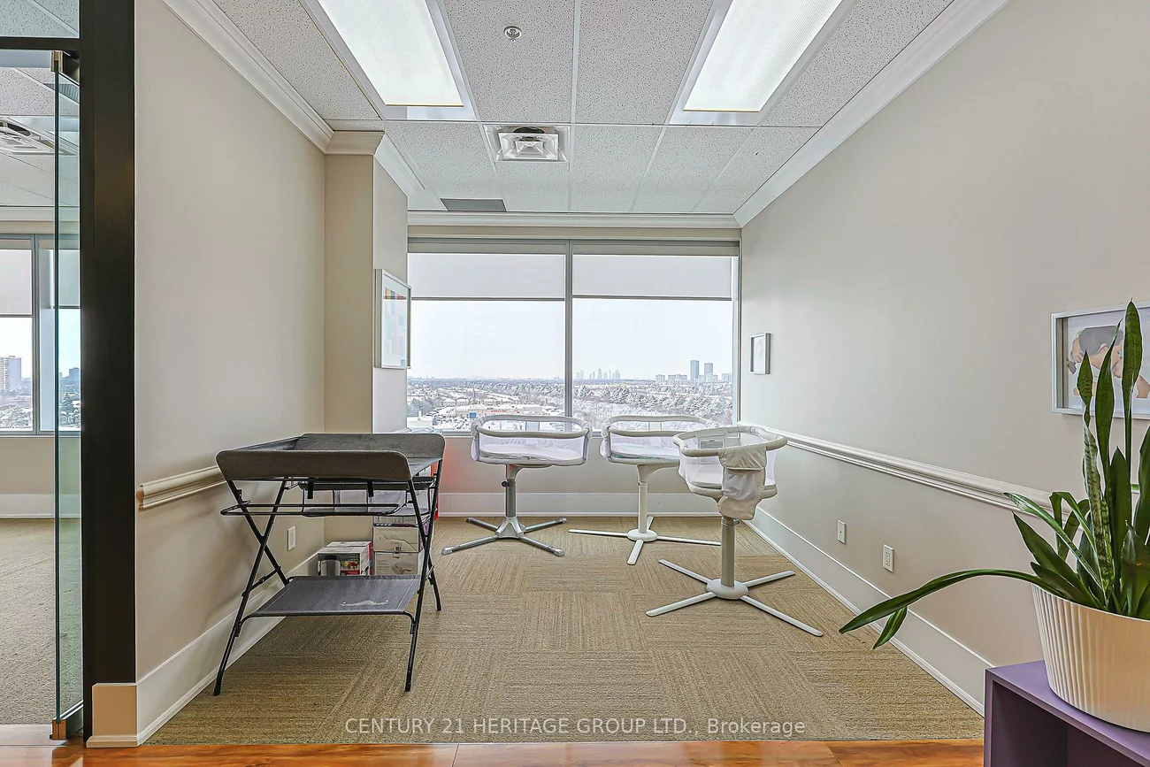 7191, Yonge, Thornhill, Markham