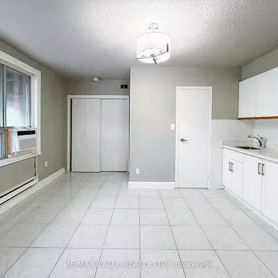 348, Main, Old Markham Village, Markham