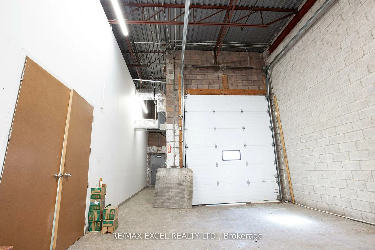 35, Ferrier, Milliken Mills West, Markham