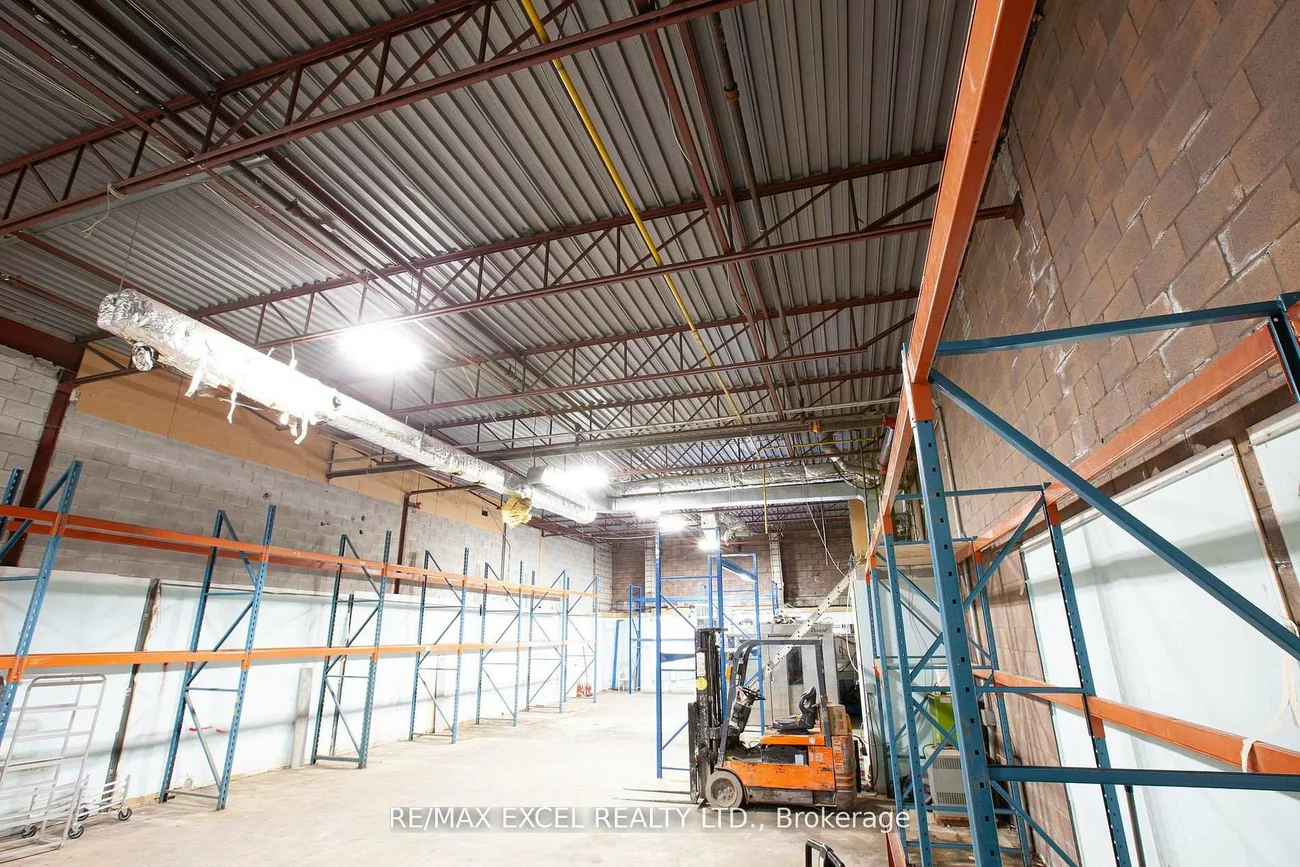 35, Ferrier, Milliken Mills West, Markham