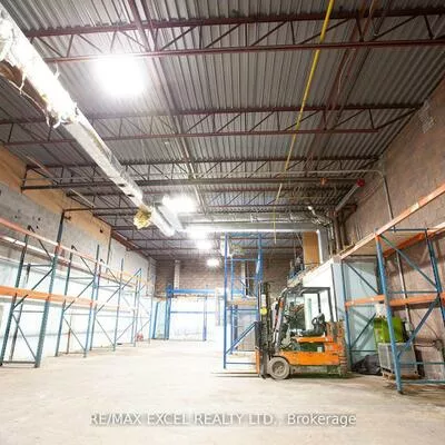 37, Ferrier, Milliken Mills West, Markham