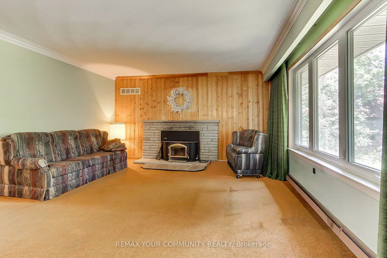 9947, Woodbine, Devil's Elbow, Markham