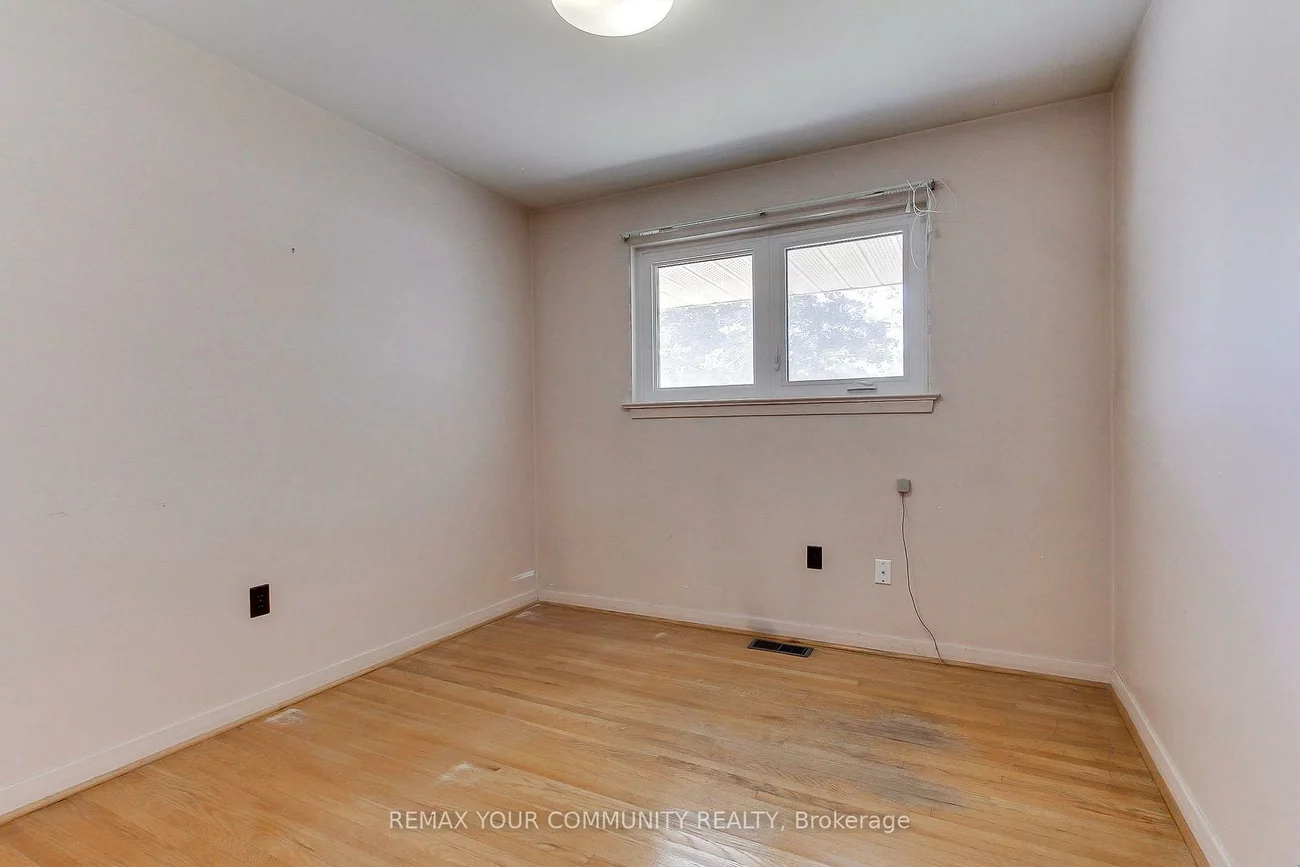 9947, Woodbine, Devil's Elbow, Markham