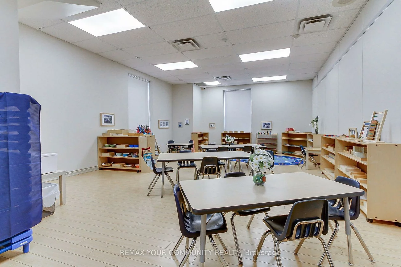 9921, Woodbine, Devil's Elbow, Markham