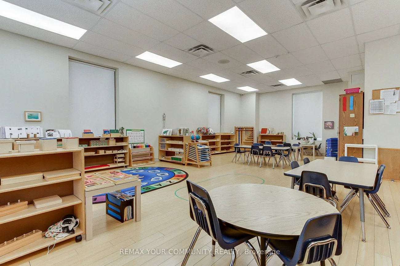 9921, Woodbine, Devil's Elbow, Markham