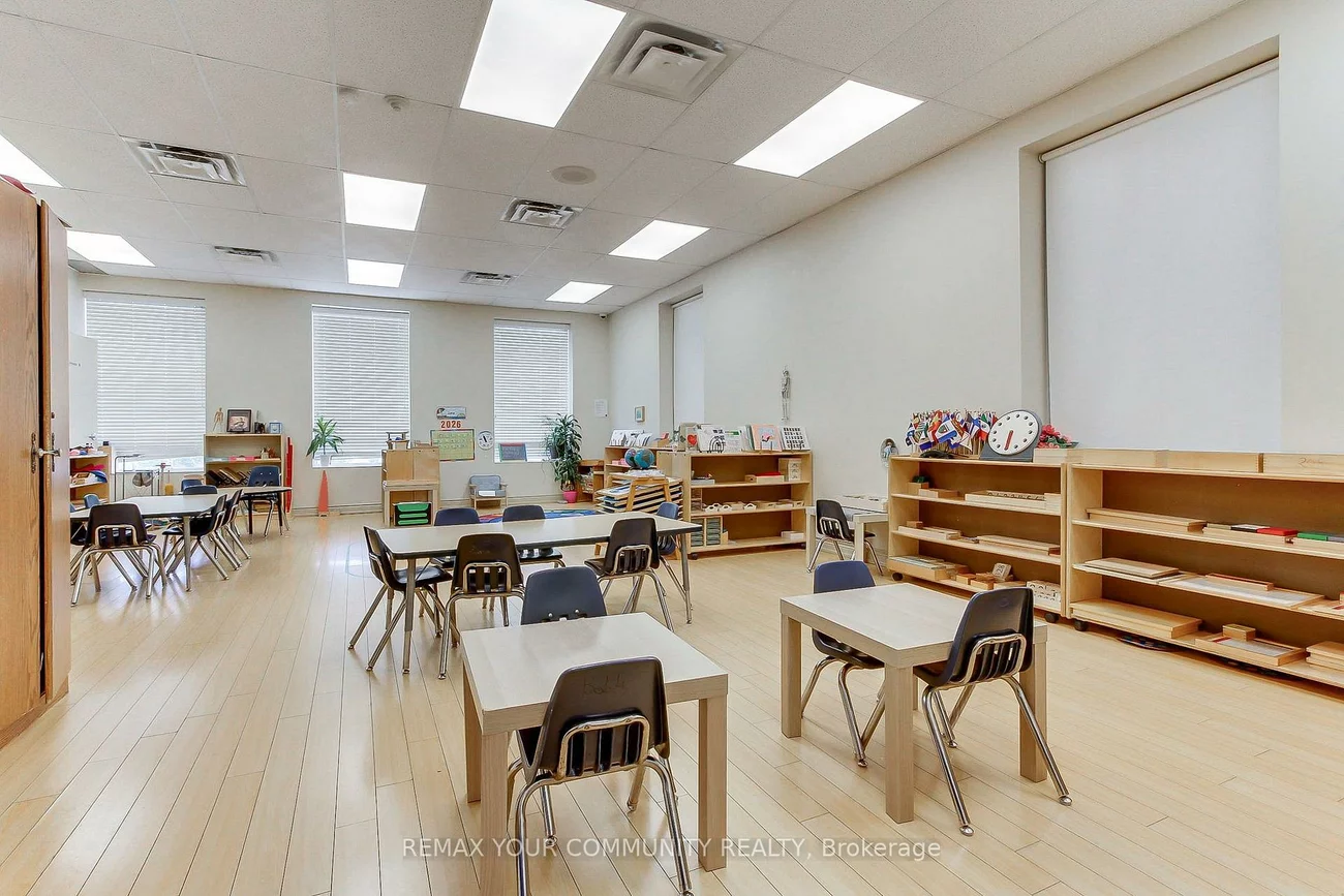 9921, Woodbine, Devil's Elbow, Markham