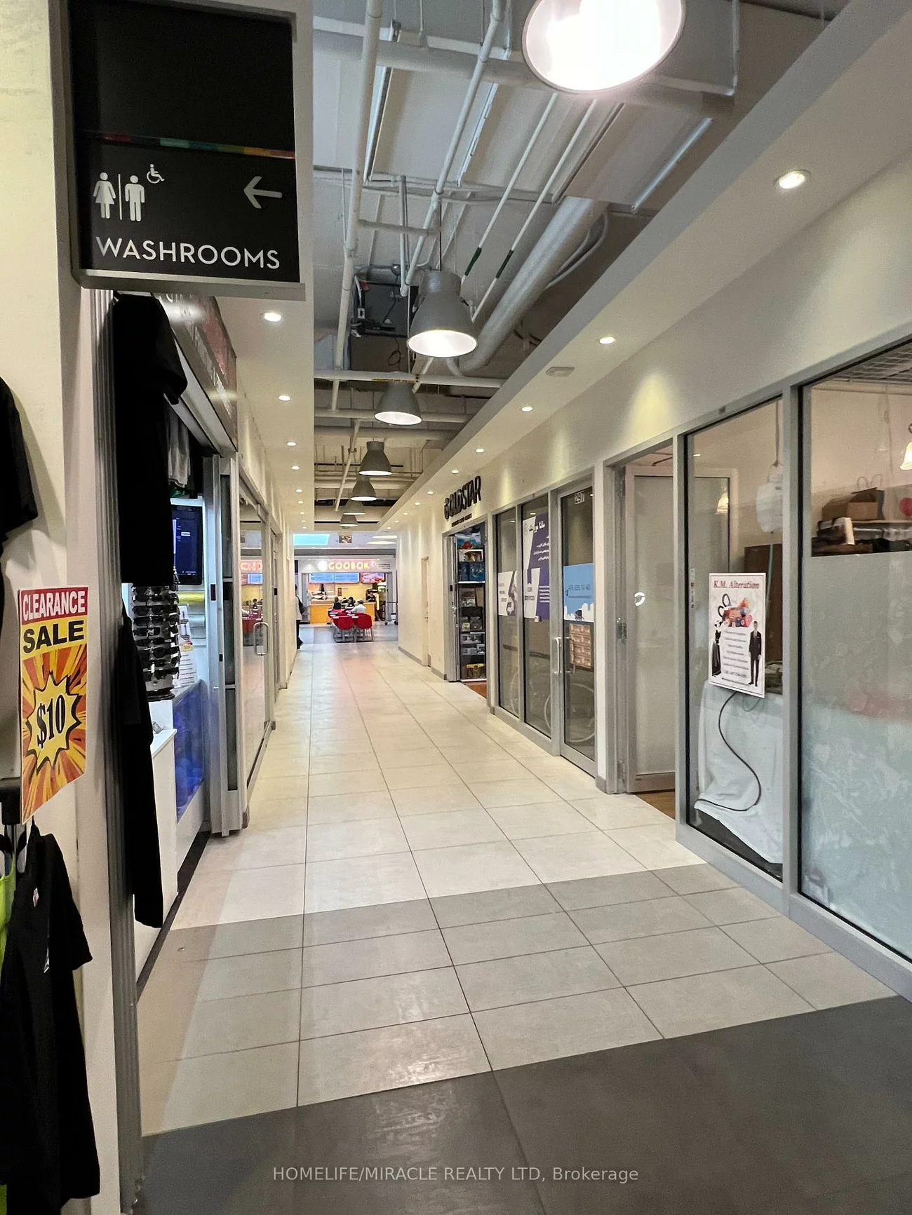 7181, Yonge, Thornhill, Markham