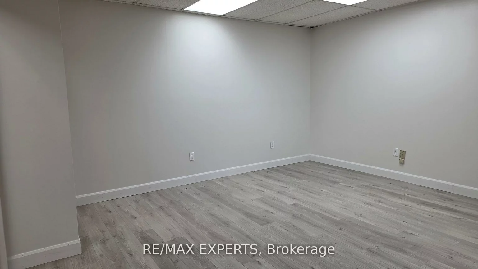 400, Esna Park, Milliken Mills West, Markham