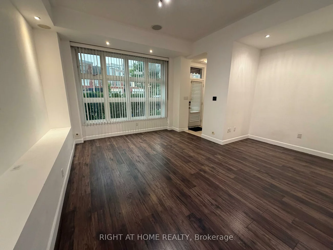 2723, Bur Oak, Cornell, Markham