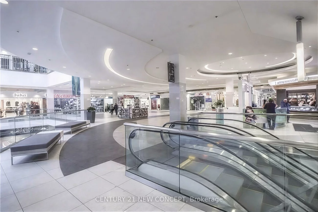 7181, Yonge, Thornhill, Markham