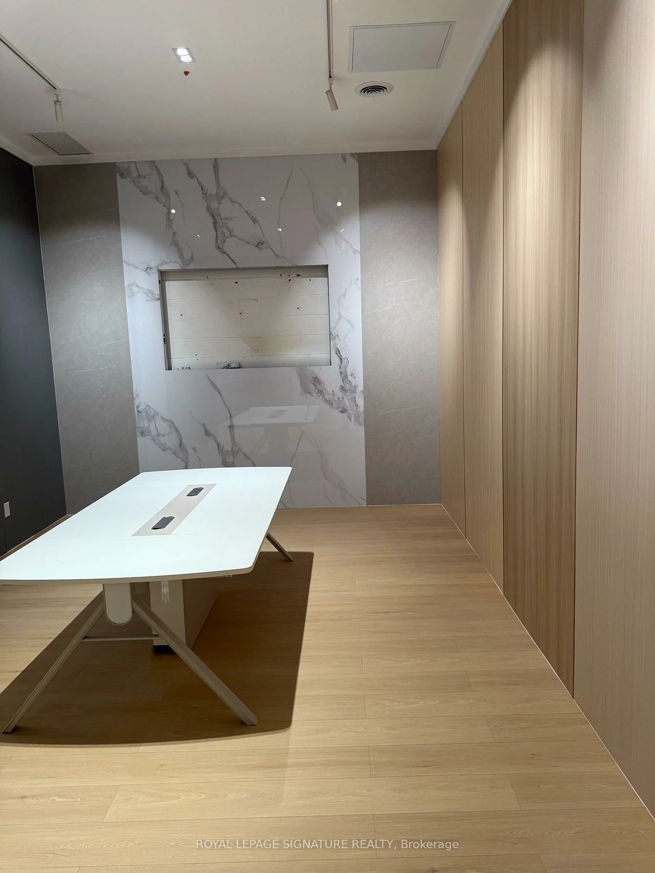310, Steelcase, Milliken Mills West, Markham
