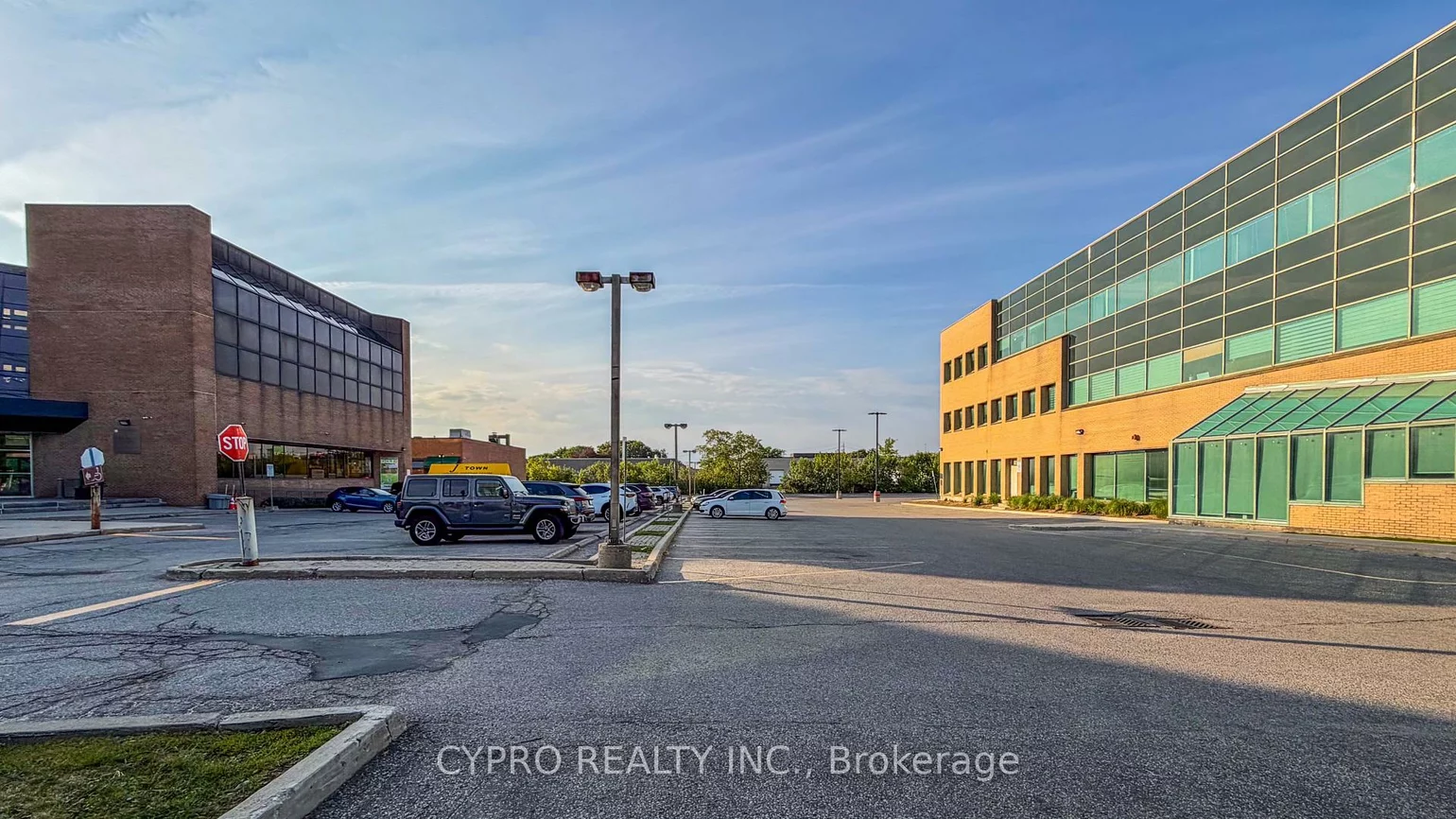 3190, Steeles, Milliken Mills West, Markham