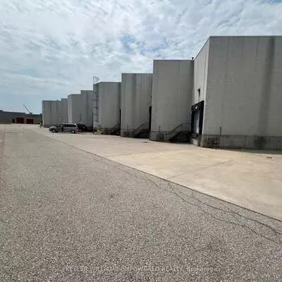 85, Royal Crest, Milliken Mills West, Markham