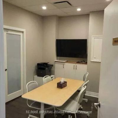 7191, Yonge, Grandview, Markham