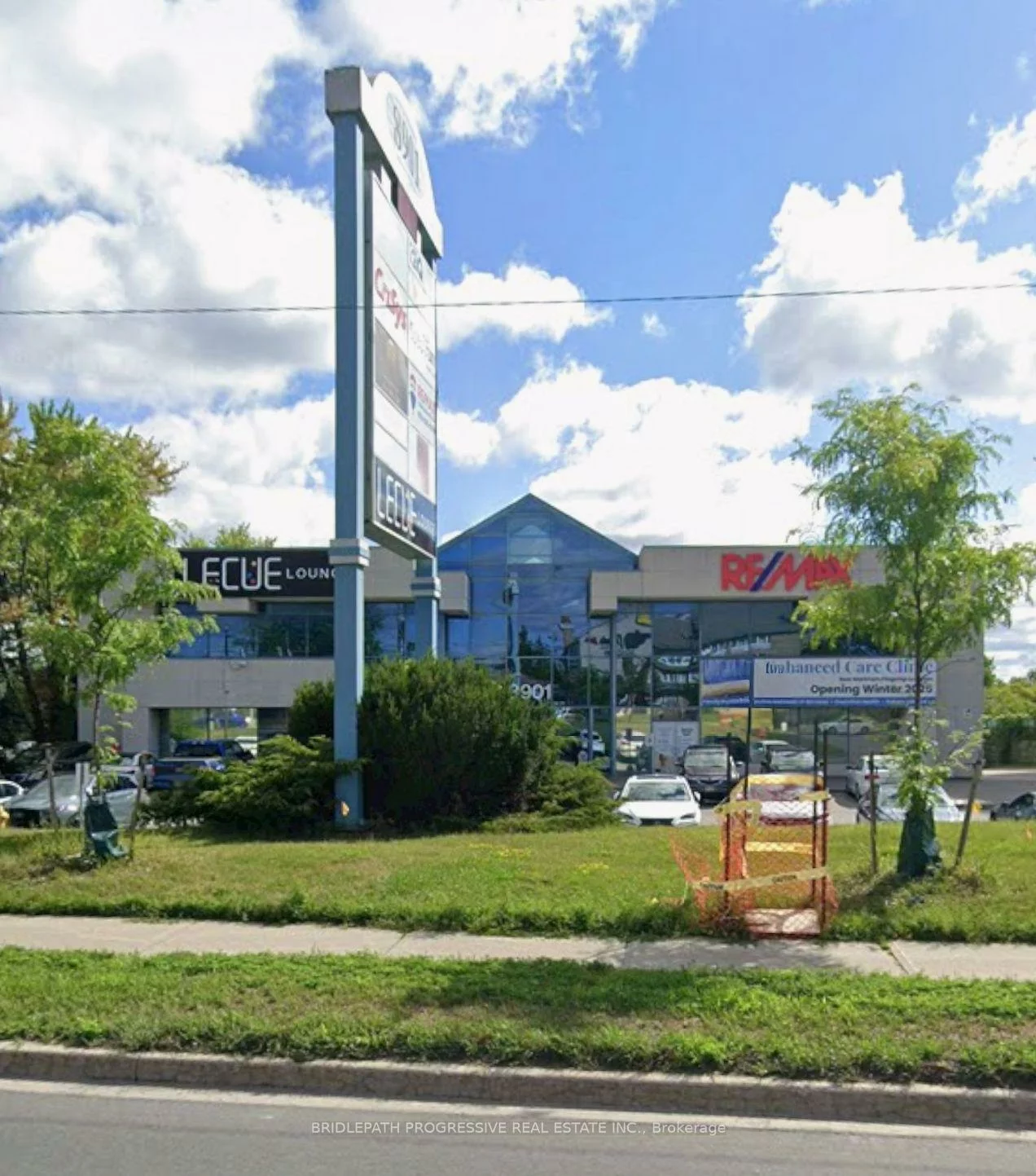 8901, Woodbine, Buttonville, Markham
