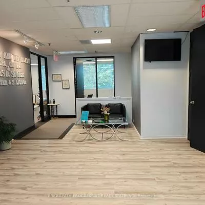 8901, Woodbine, Buttonville, Markham