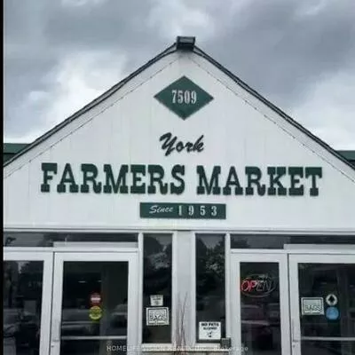 7509, Yonge, Thornhill, Markham