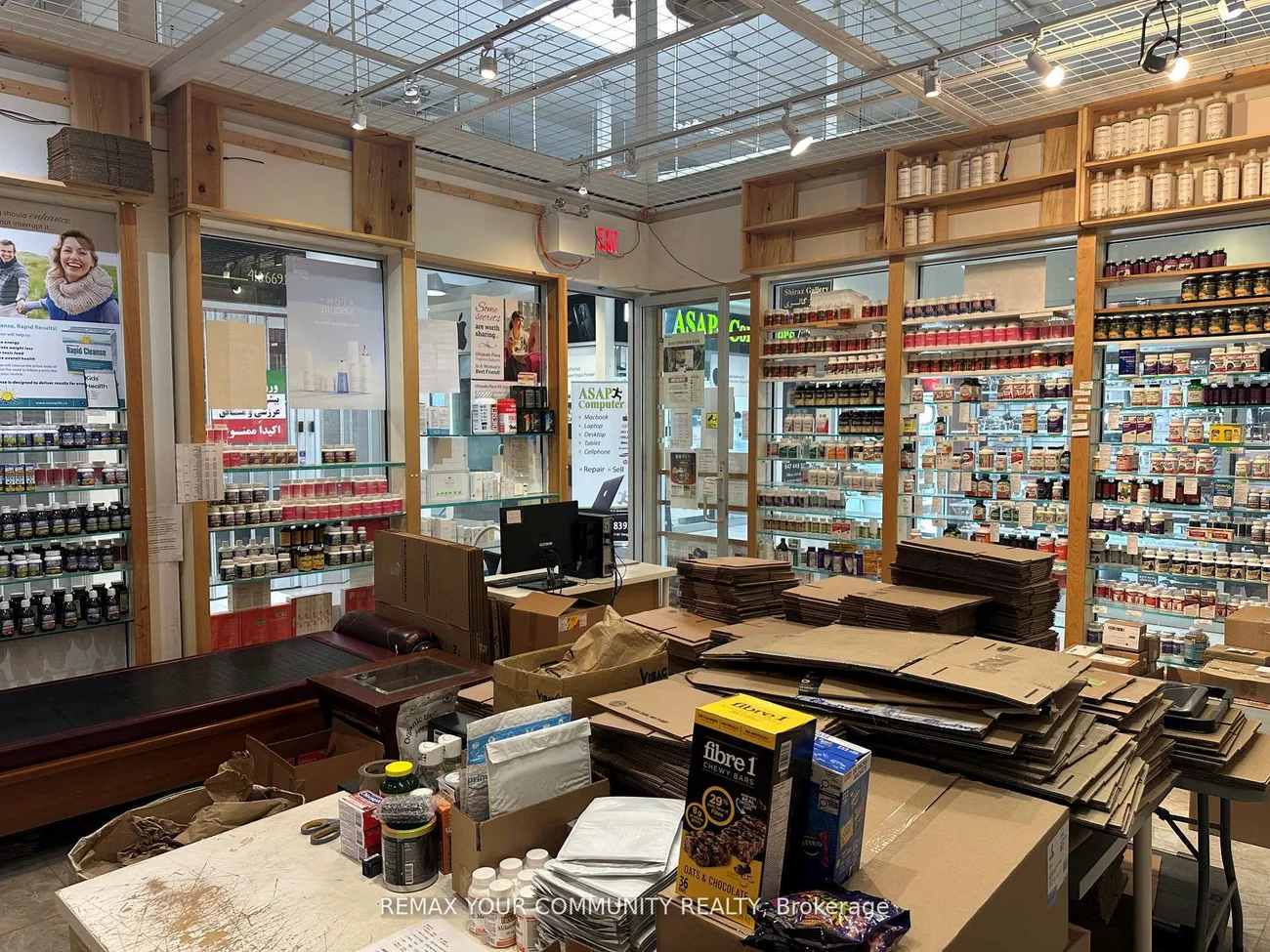 7181, Yonge, Thornhill, Markham