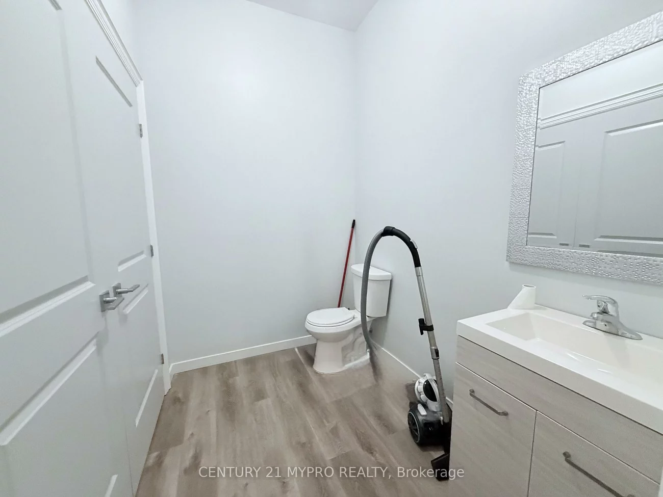 364, John, Aileen-Willowbrook, Markham