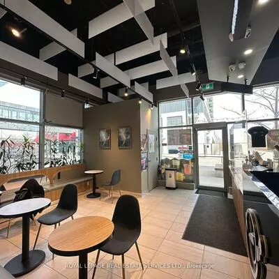 7163, Yonge, Thornhill, Markham