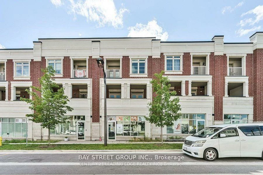 8, Villa Ada, Box Grove, Markham