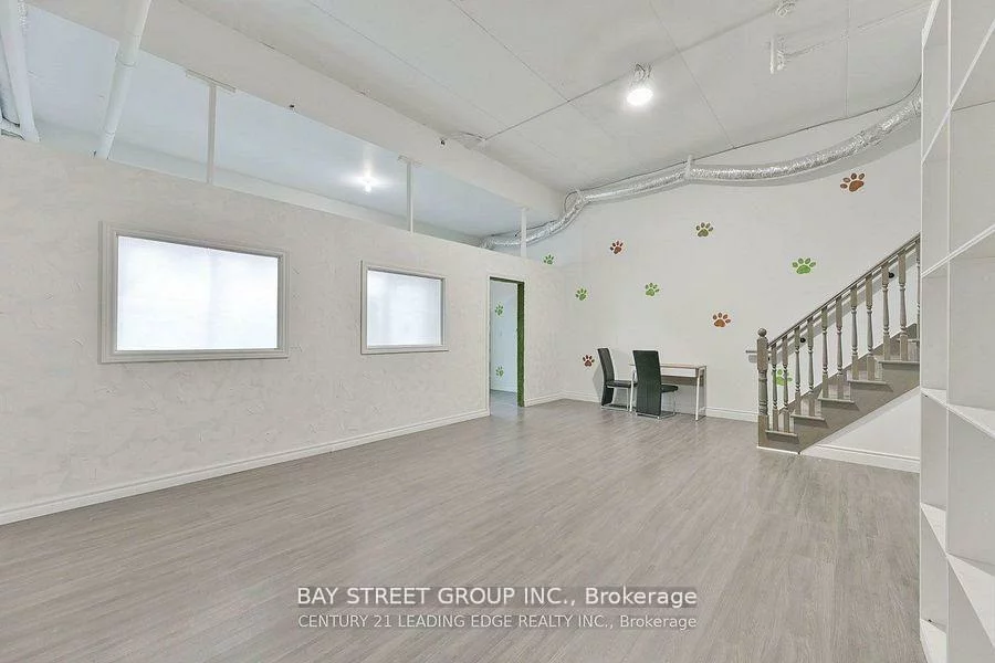 8, Villa Ada, Box Grove, Markham