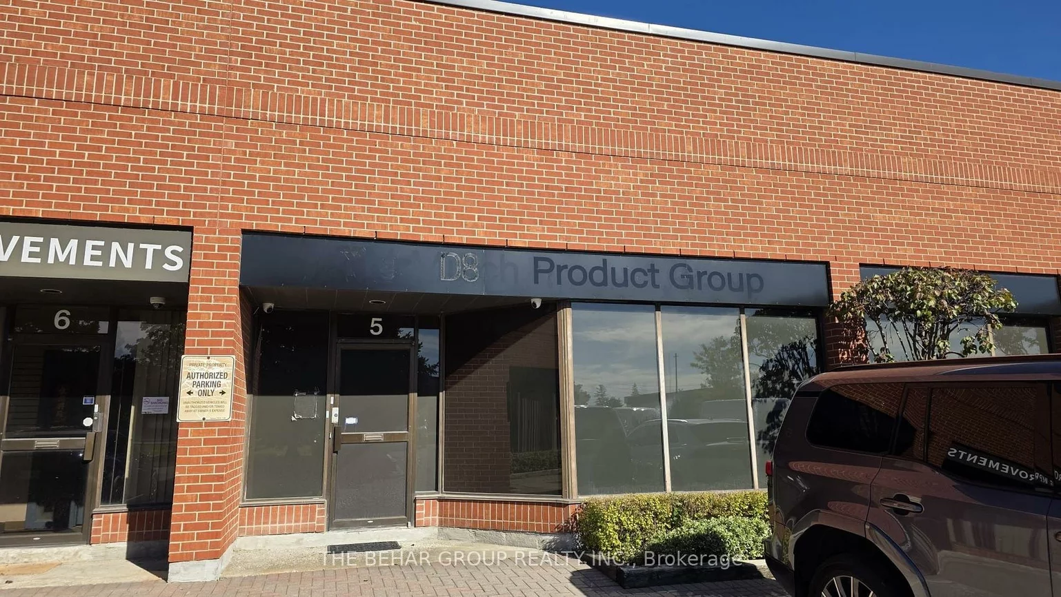 16, Esna Park, Milliken Mills West, Markham