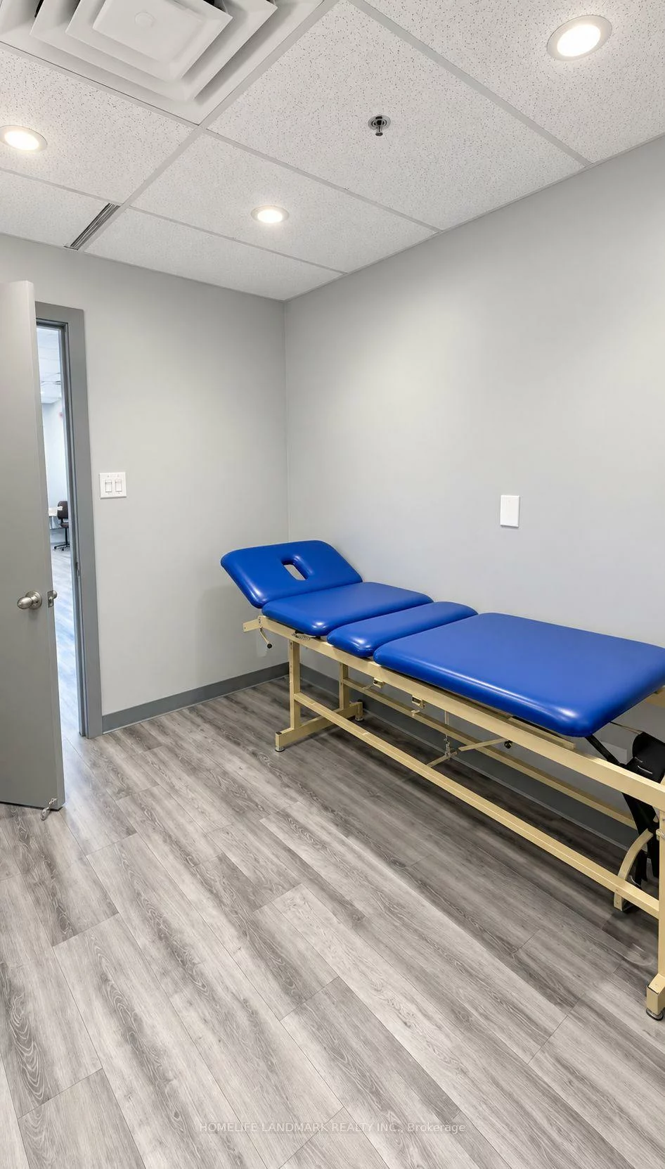 7155, Woodbine, Milliken Mills West, Markham