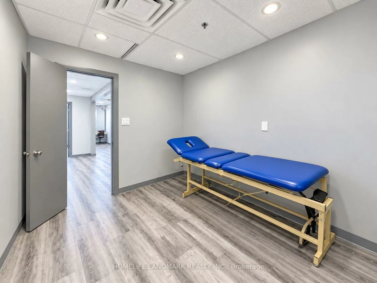 7155, Woodbine, Milliken Mills West, Markham