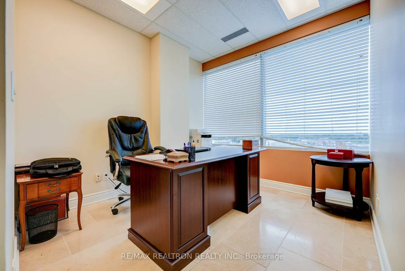 7191, Yonge, Grandview, Markham