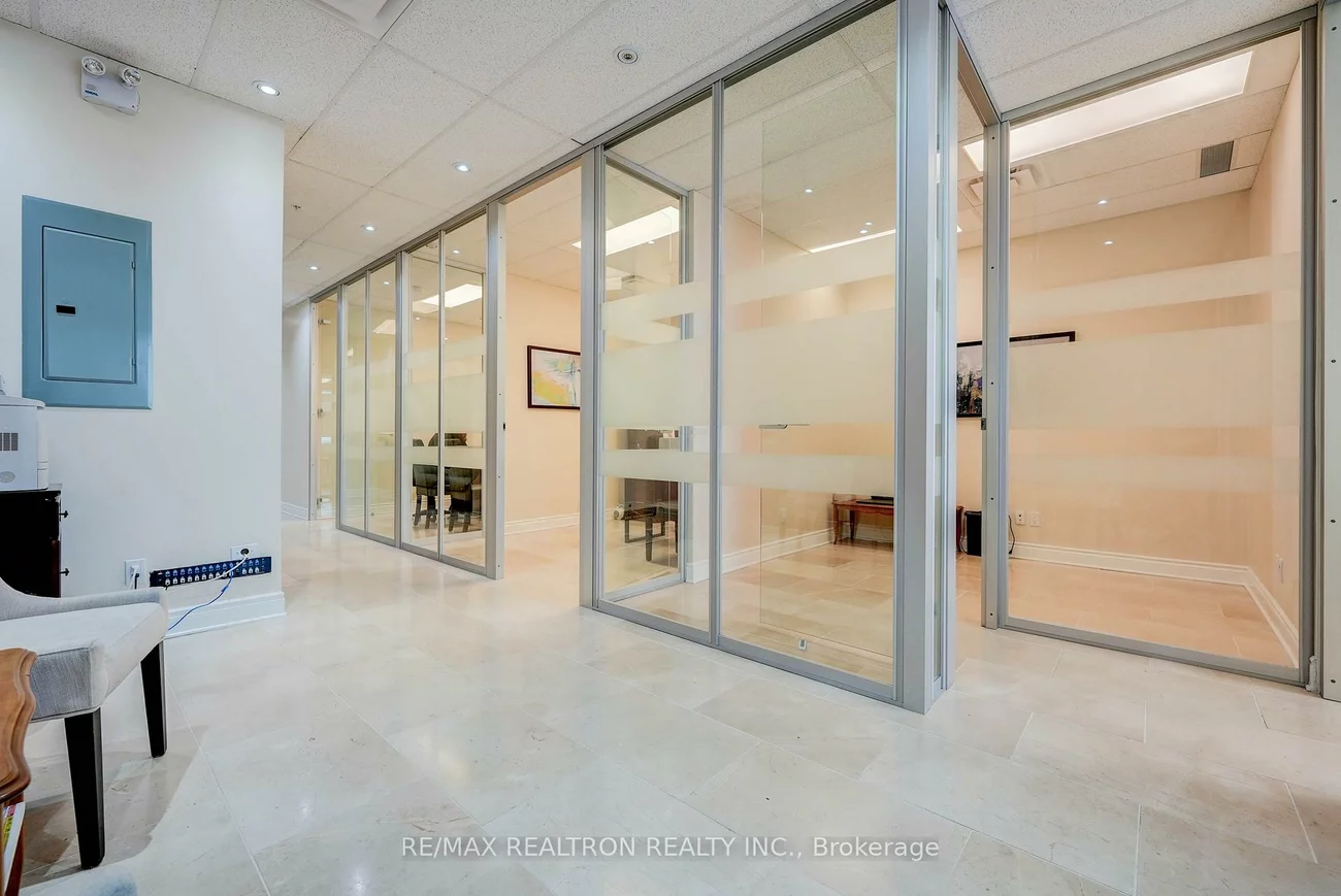 7191, Yonge, Grandview, Markham