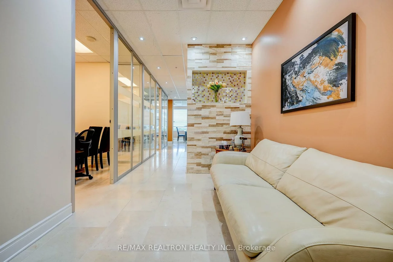 7191, Yonge, Grandview, Markham