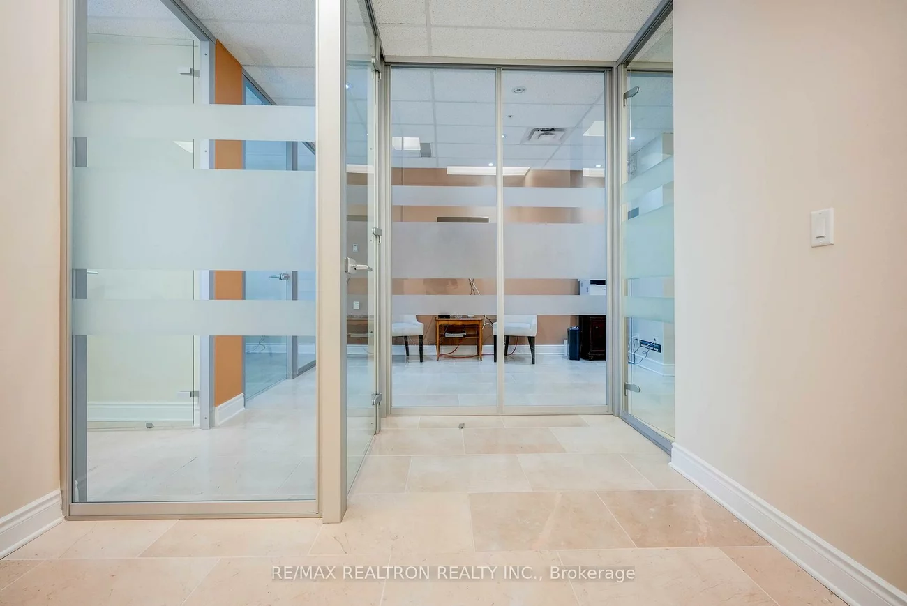7191, Yonge, Grandview, Markham