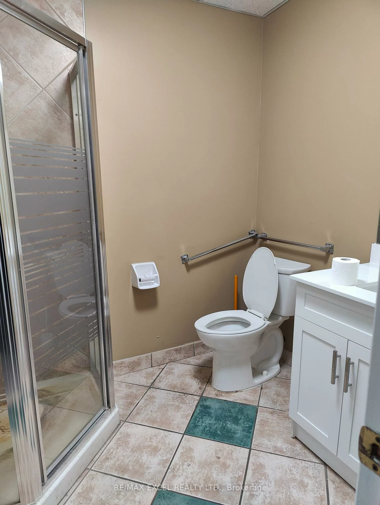 75, Konrad, Milliken Mills West, Markham