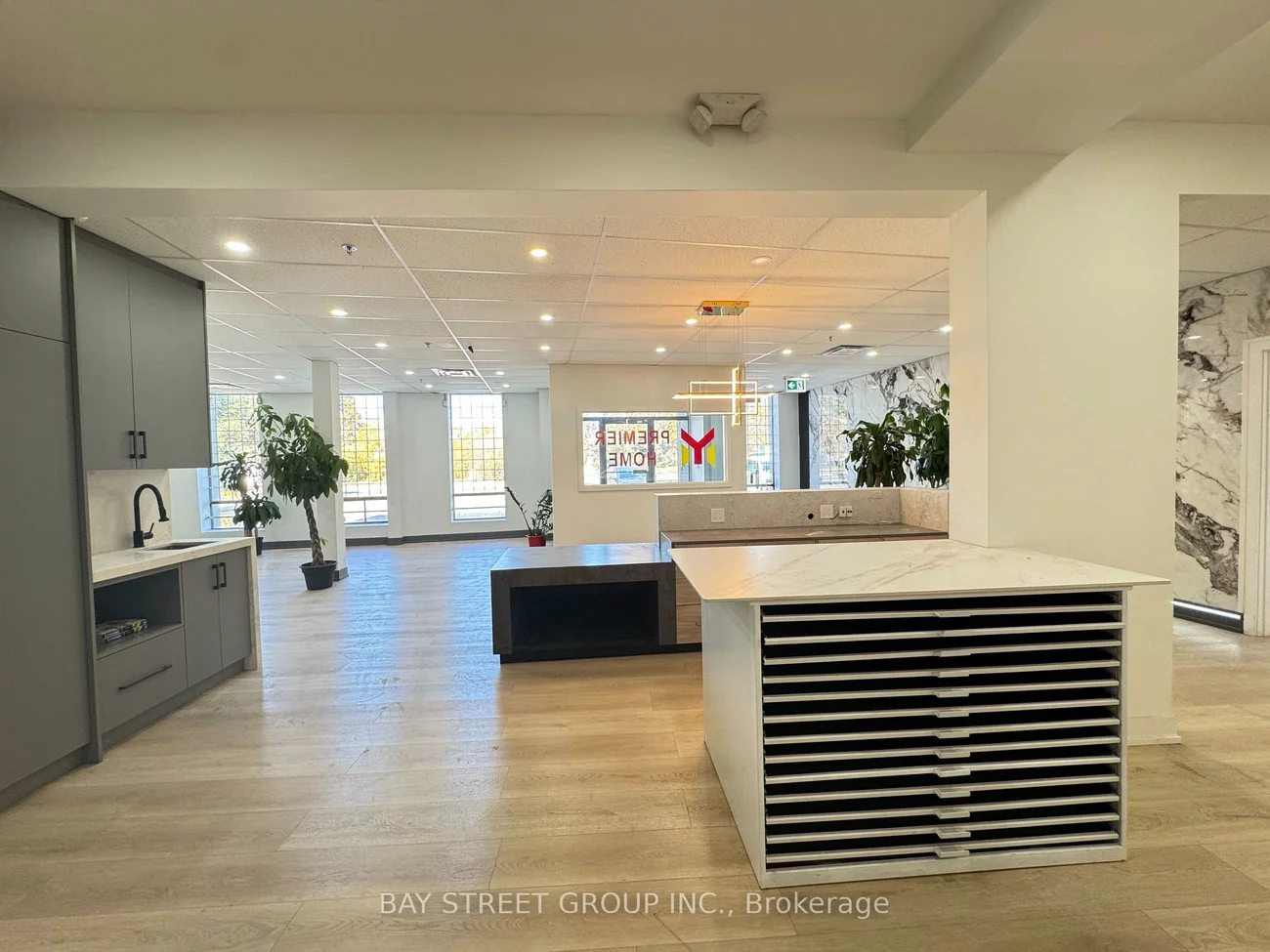 85-87, Steelcase, Milliken Mills West, Markham