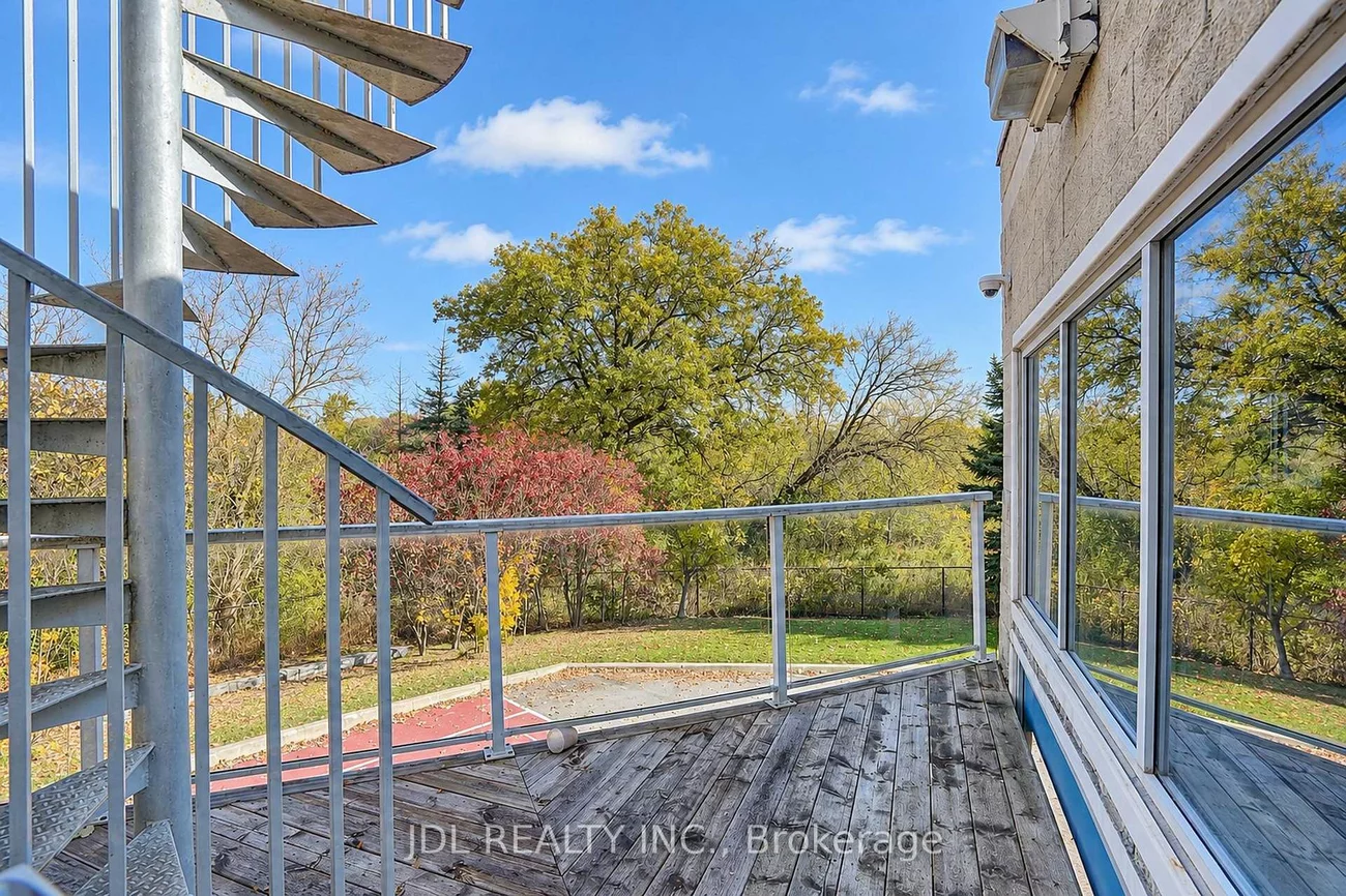 2832, 16th, Cachet, Markham