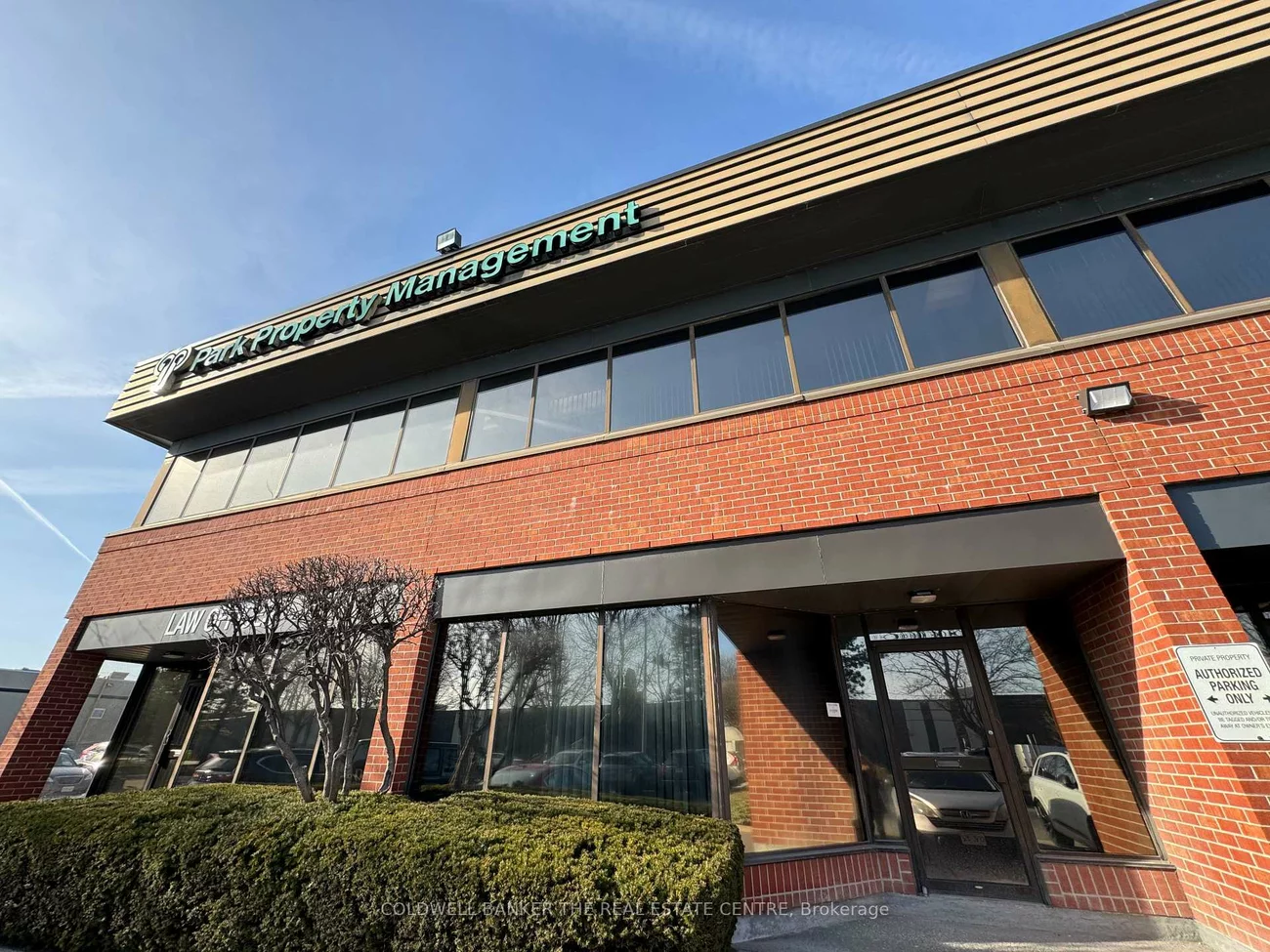 16, Esna Park, Milliken Mills West, Markham
