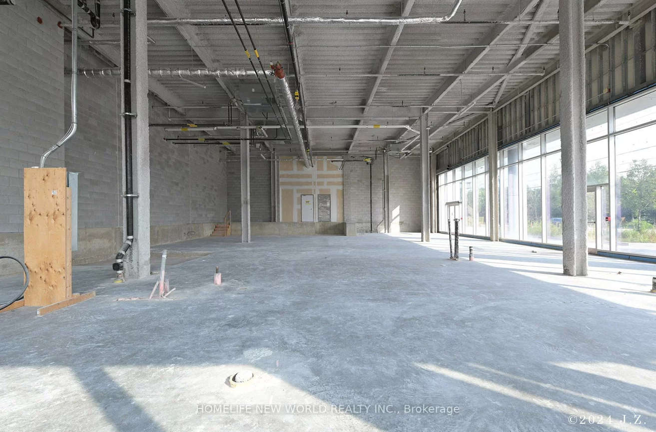 9390, Woodbine, Cachet, Markham