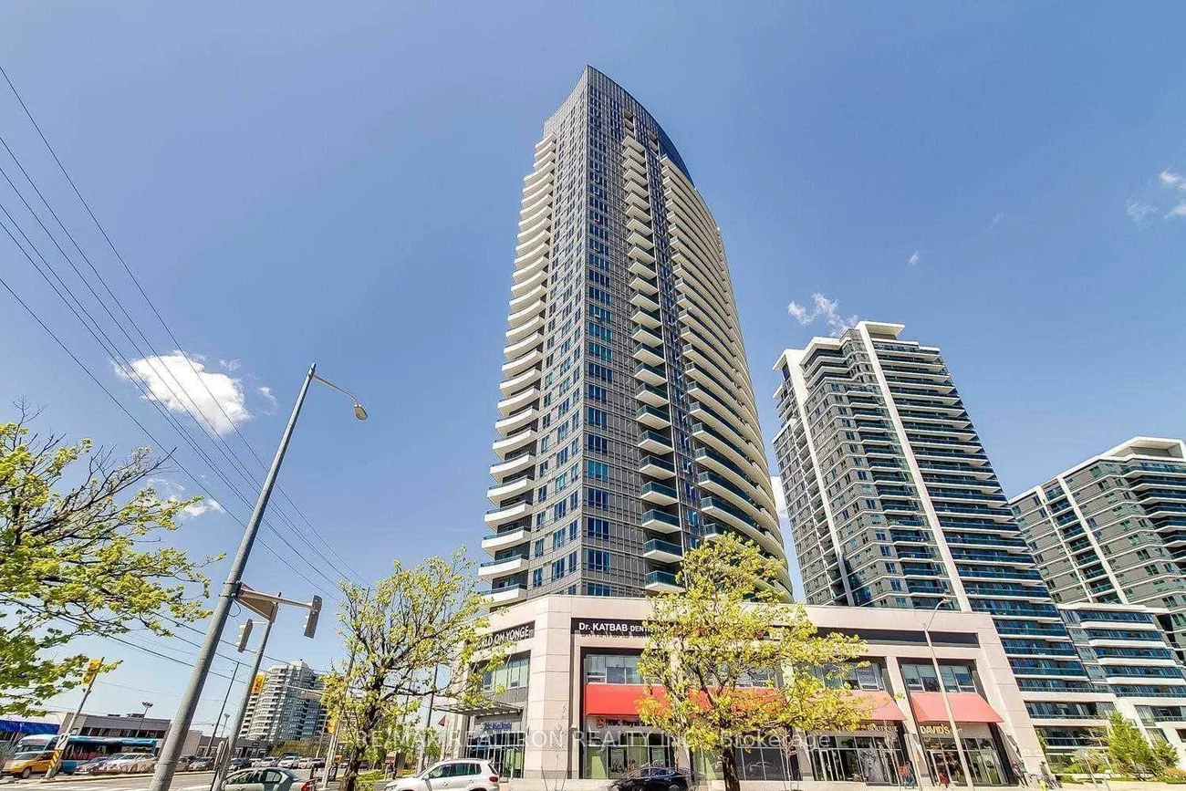 7163, Yonge, Thornhill, Markham