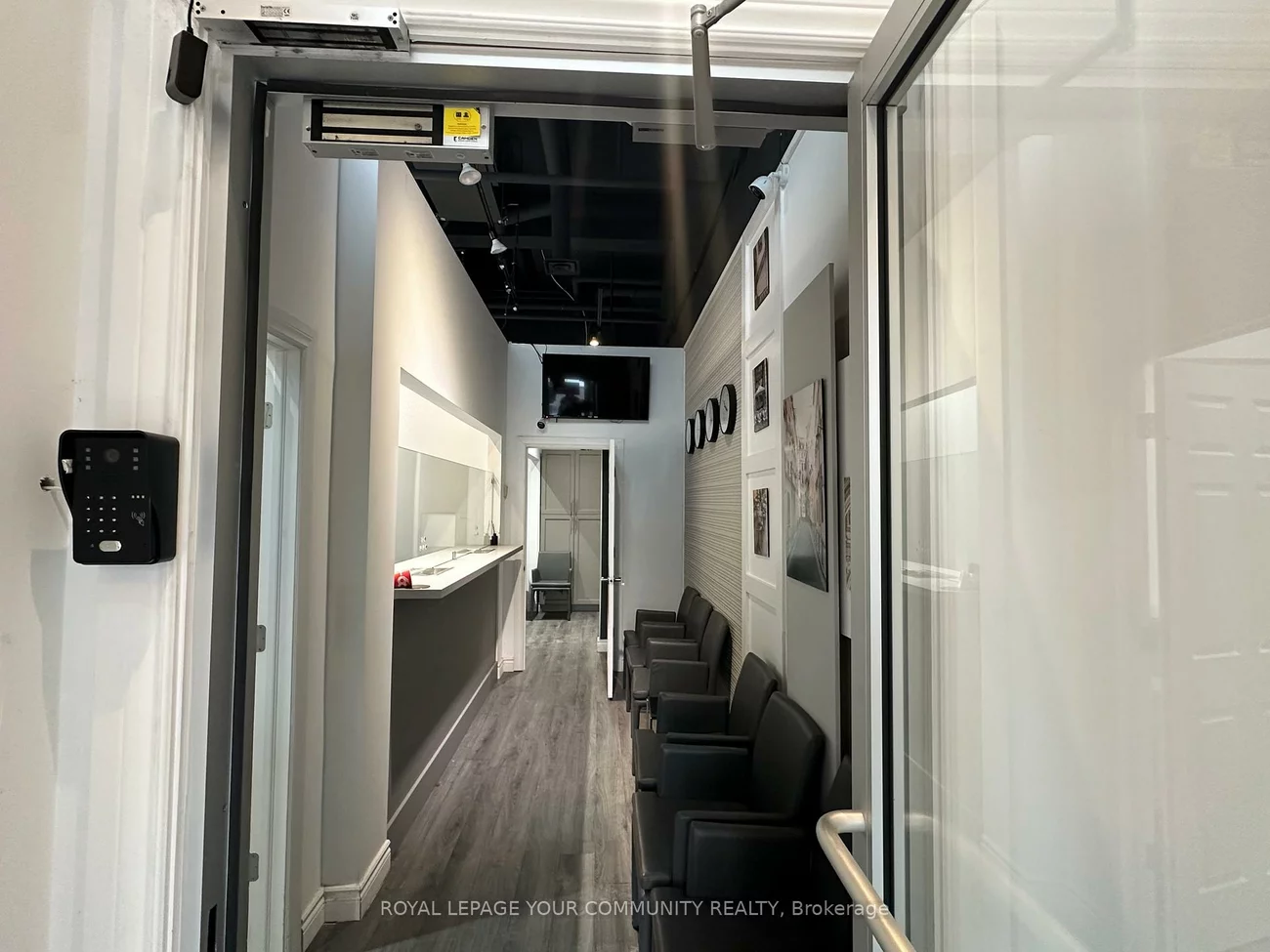 7181, Yonge, Thornhill, Markham