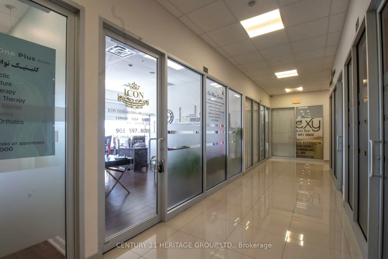 7163, Yonge, Thornhill, Markham