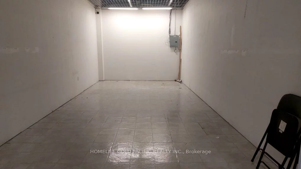 7181, Yonge, Grandview, Markham