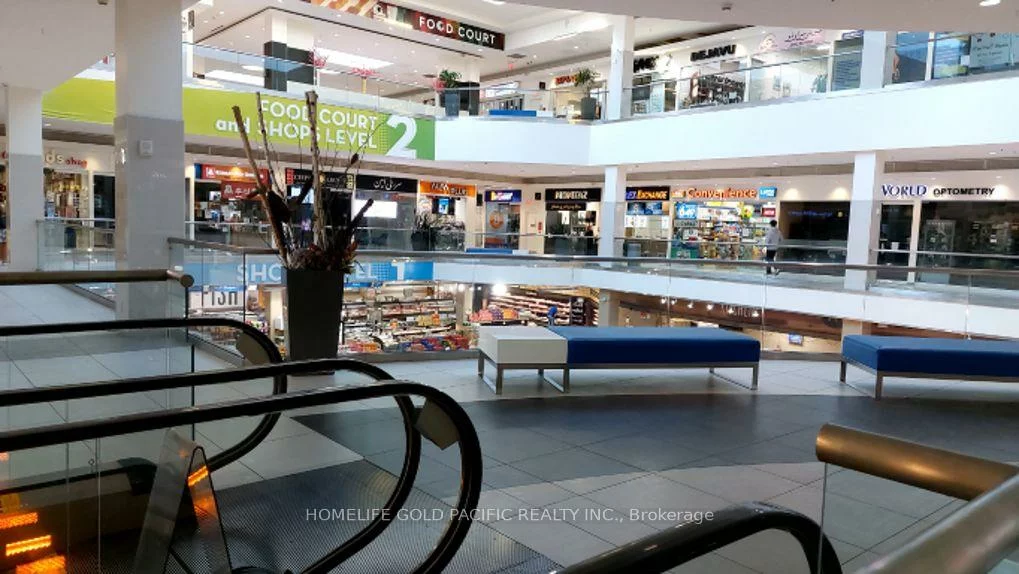 7181, Yonge, Grandview, Markham