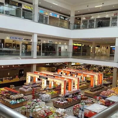 7181, Yonge, Thornhill, Markham
