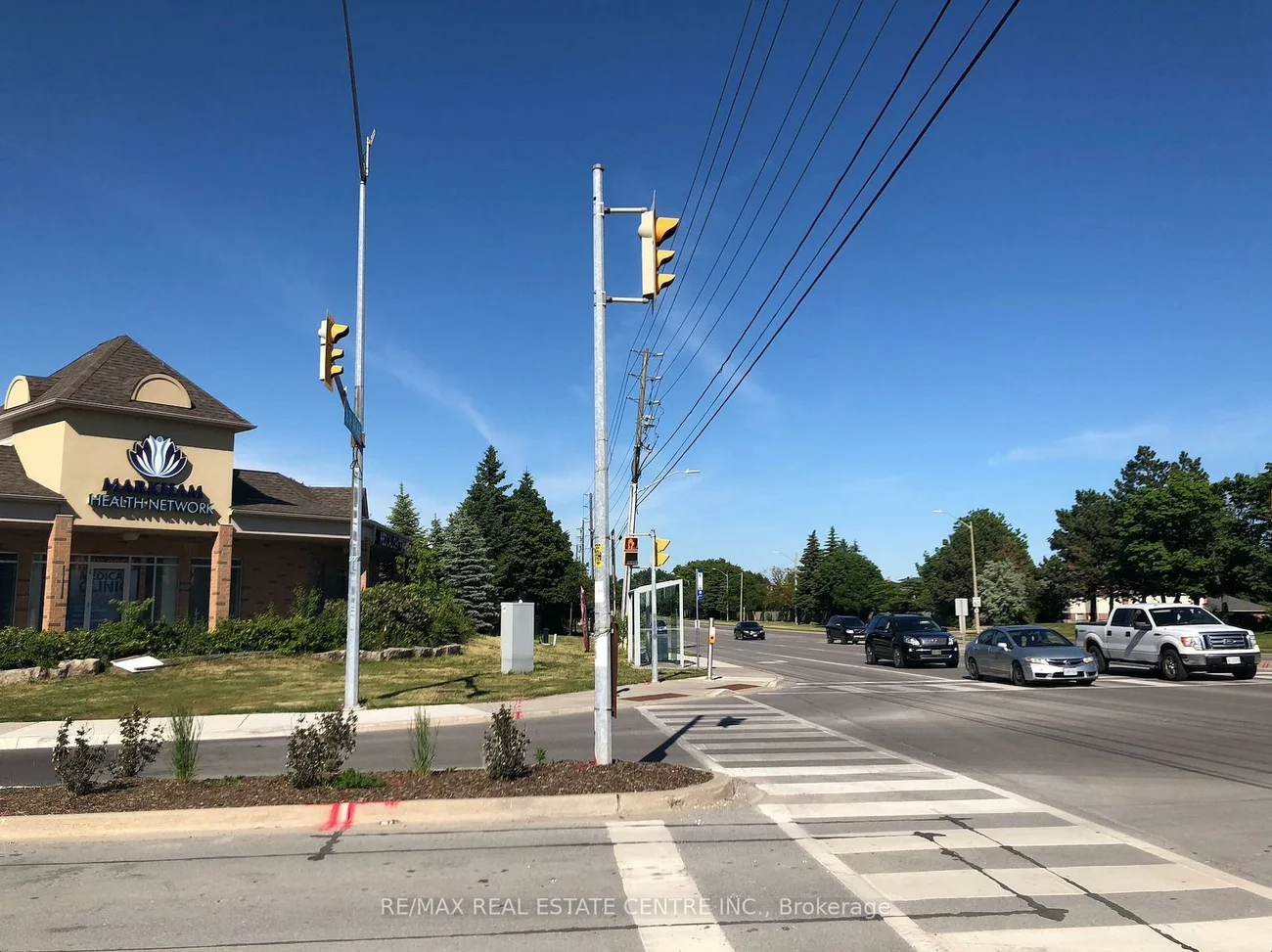 5, Swan Lake, Greensborough, Markham