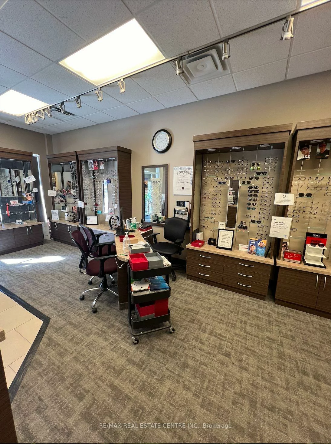 5, Swan Lake, Greensborough, Markham
