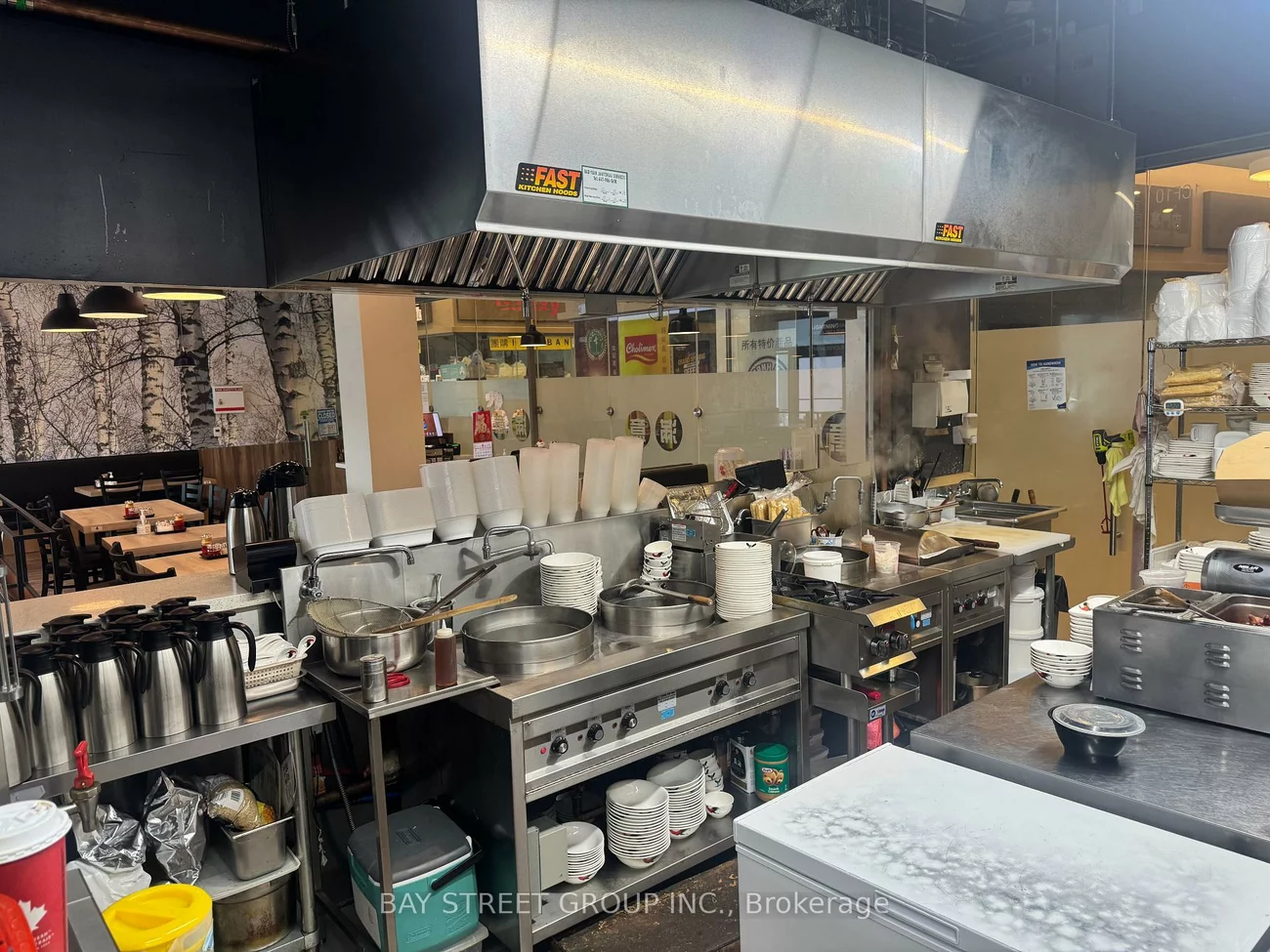 9390, Woodbine, Cachet, Markham